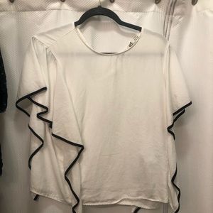 White and black Zara blouse. Size: L